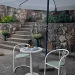 Mini Garsonjera 3* פודגוריצה