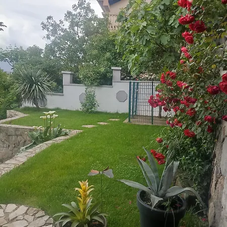 بيت ضيافة Mini Garsonjera