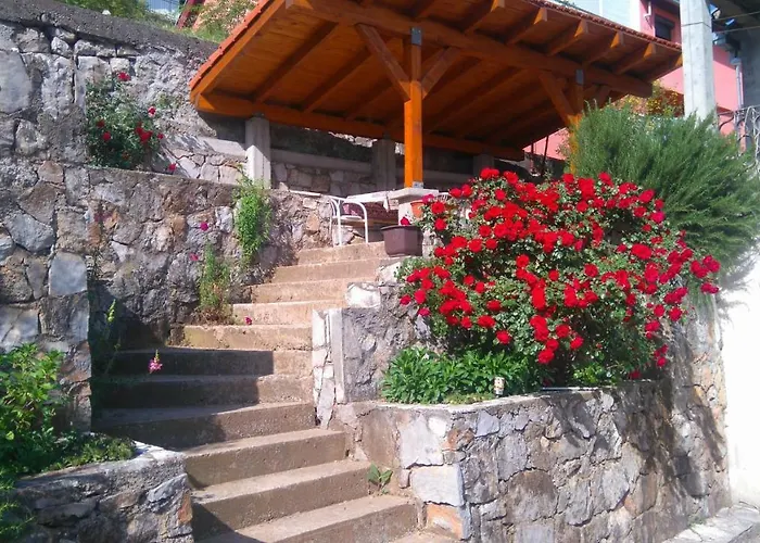 Mini Garsonjera 3* Podgorica